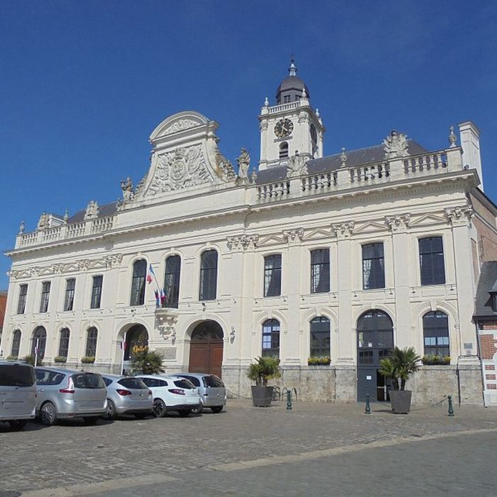 Photo de Hôtel de ville dAire-sur-la-Lys