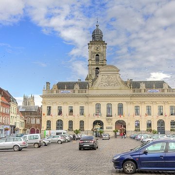 Hôtel de ville dAire-sur-la-Lys