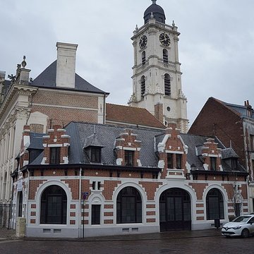 Hôtel de ville dAire-sur-la-Lys