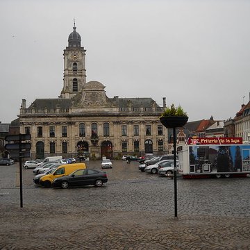 Hôtel de ville dAire-sur-la-Lys