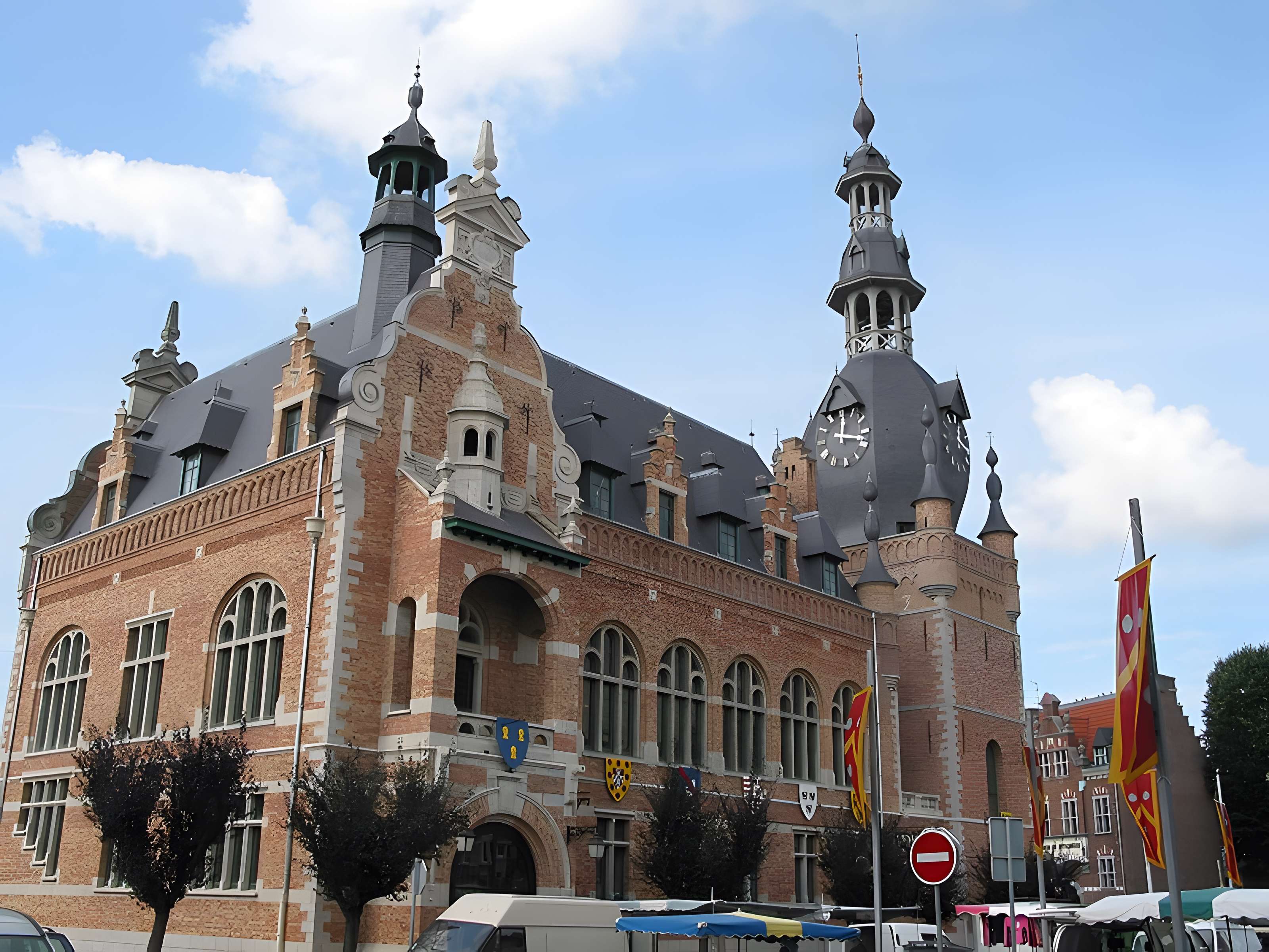Hôtel de ville de Comines