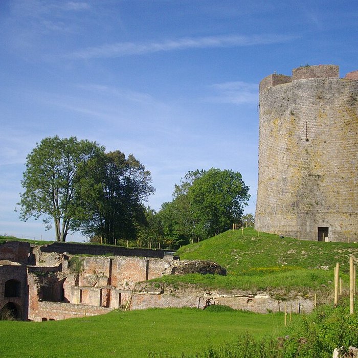 Photo de Château-fort de Guise