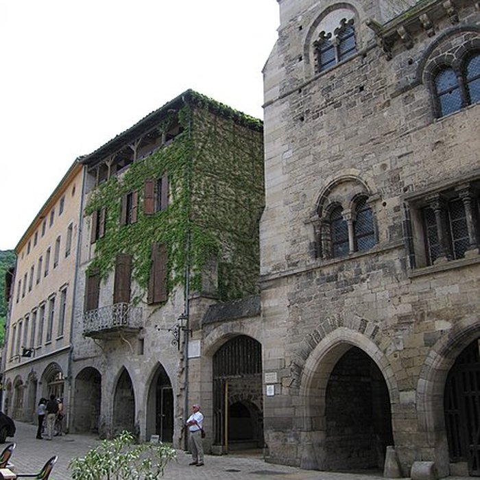 Photo de Hôtel de ville de Saint-Antonin-Noble-Val