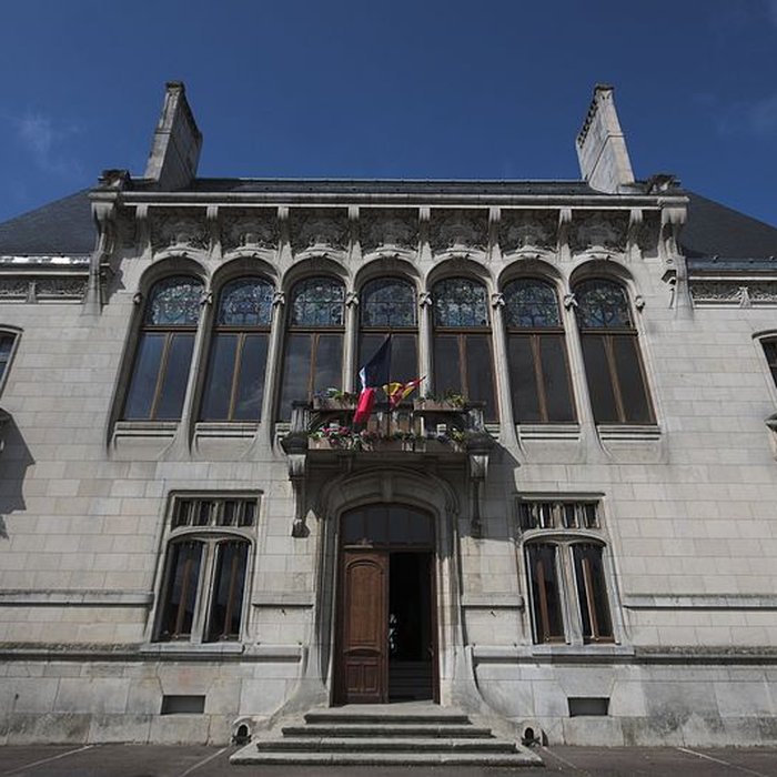 Photo de Hôtel de ville dEuville