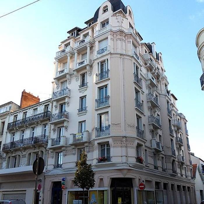 Photo de Immeuble, 39 Rue de Paris à Vichy