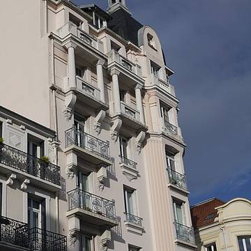Immeuble, 39 Rue de Paris à Vichy