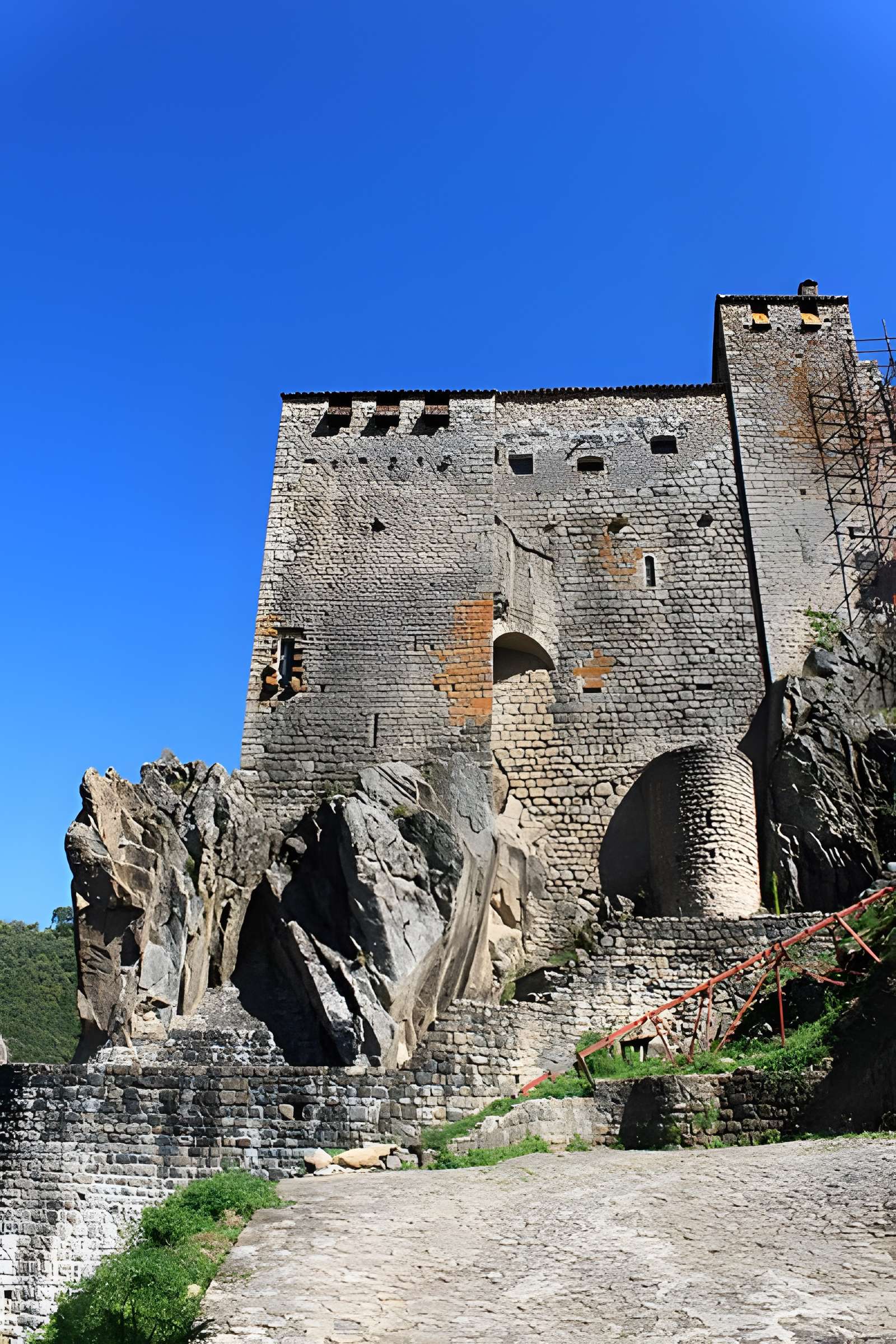 Château-fort de Ventadour