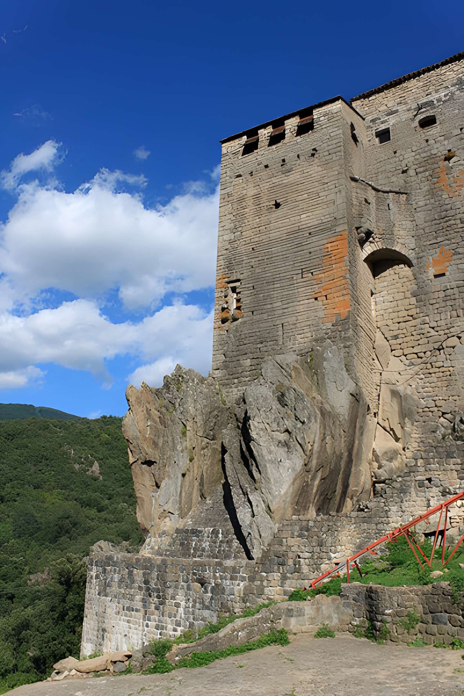 Château-fort de Ventadour