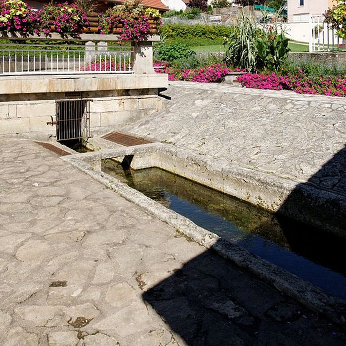 Photo de Lavoir de Fêche-lÉglise