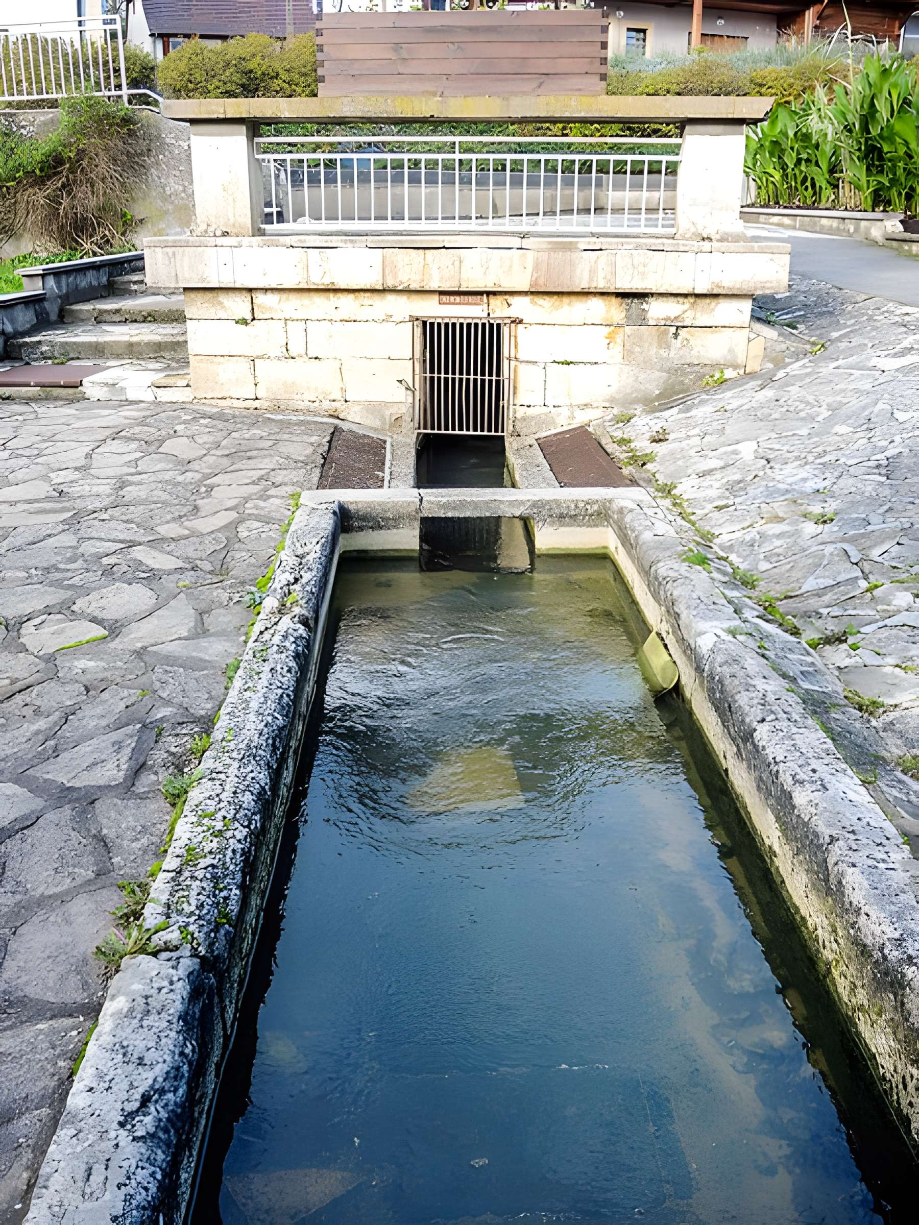 Lavoir de Fêche-l'Église