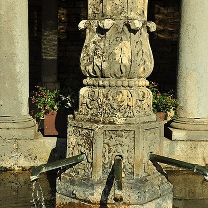 Photo de Lavoir du centre de Mollans