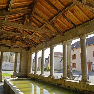 Lavoir du centre de Mollans