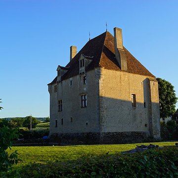 Logis du Prieur de Lurcy-le-Bourg