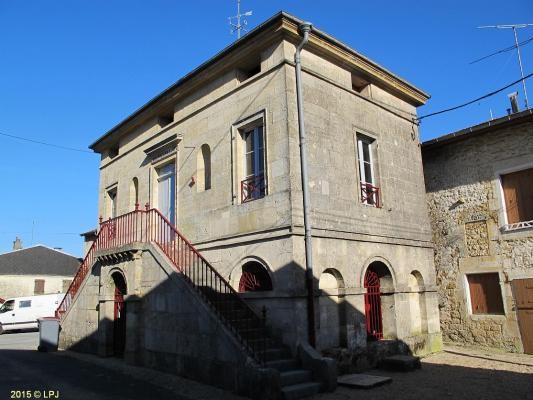 Photo de Mairie-lavoir de Mont-devant-Sassey