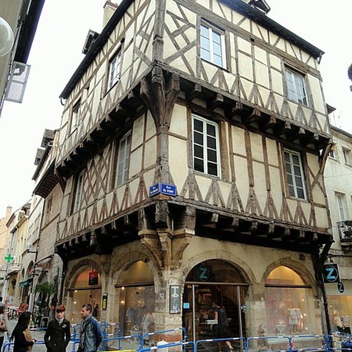 Photo de Maison à pans de bois, 9 Rue Saint-Vincent à Chalon-sur-Saône