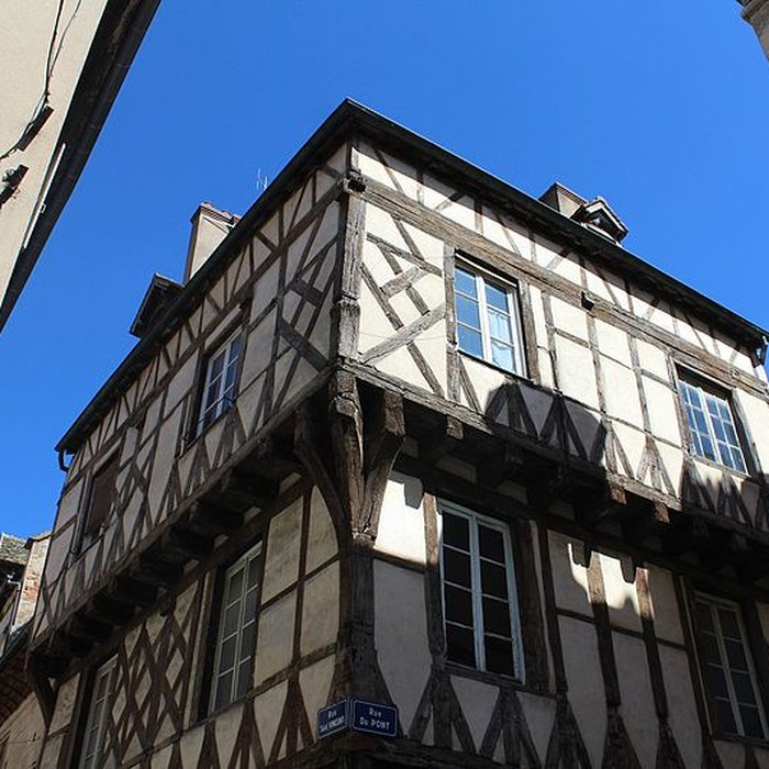Photo de Maison à pans de bois, 9 Rue Saint-Vincent à Chalon-sur-Saône