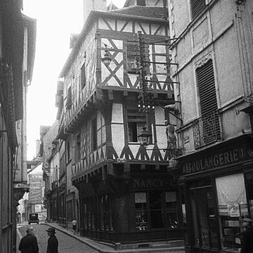Maison à pans de bois, 9 Rue Saint-Vincent à Chalon-sur-Saône