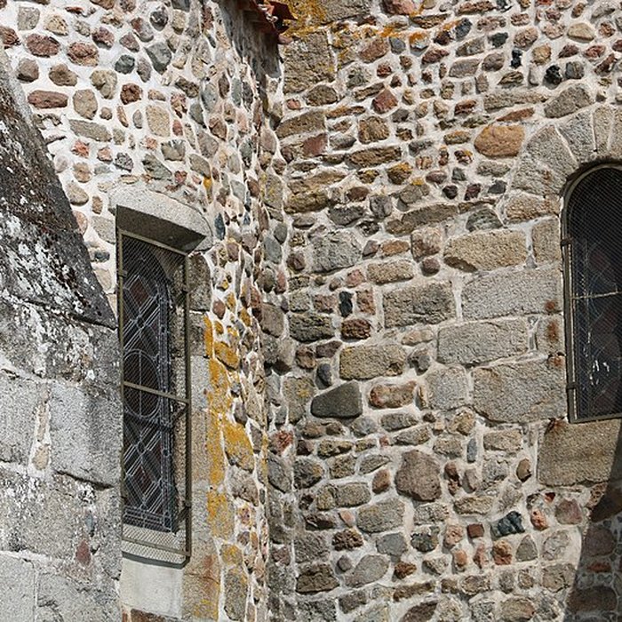 Photo de Château-prieuré de Pommiers-en-Forez