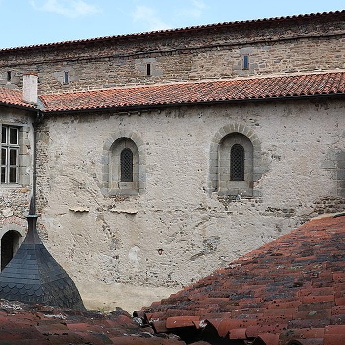 Photo de Château-prieuré de Pommiers-en-Forez