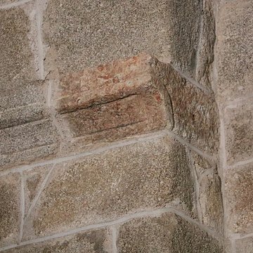 Château-prieuré de Pommiers-en-Forez