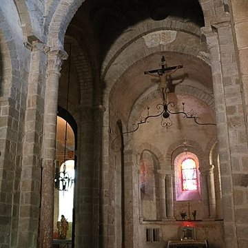 Château-prieuré de Pommiers-en-Forez