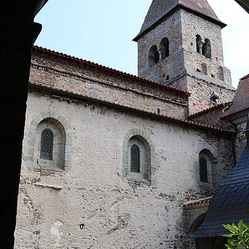 Château-prieuré de Pommiers-en-Forez