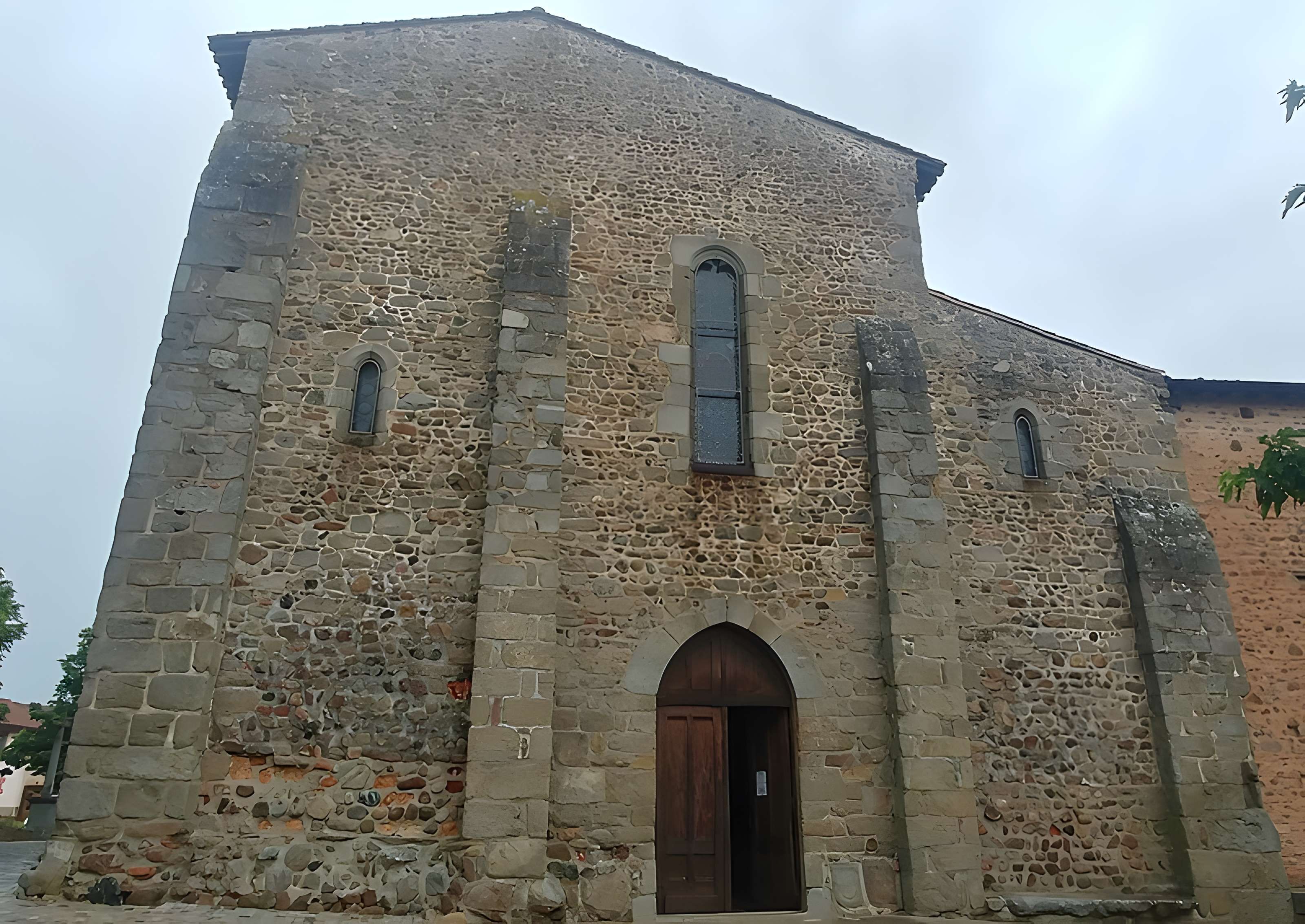 Château-prieuré de Pommiers-en-Forez