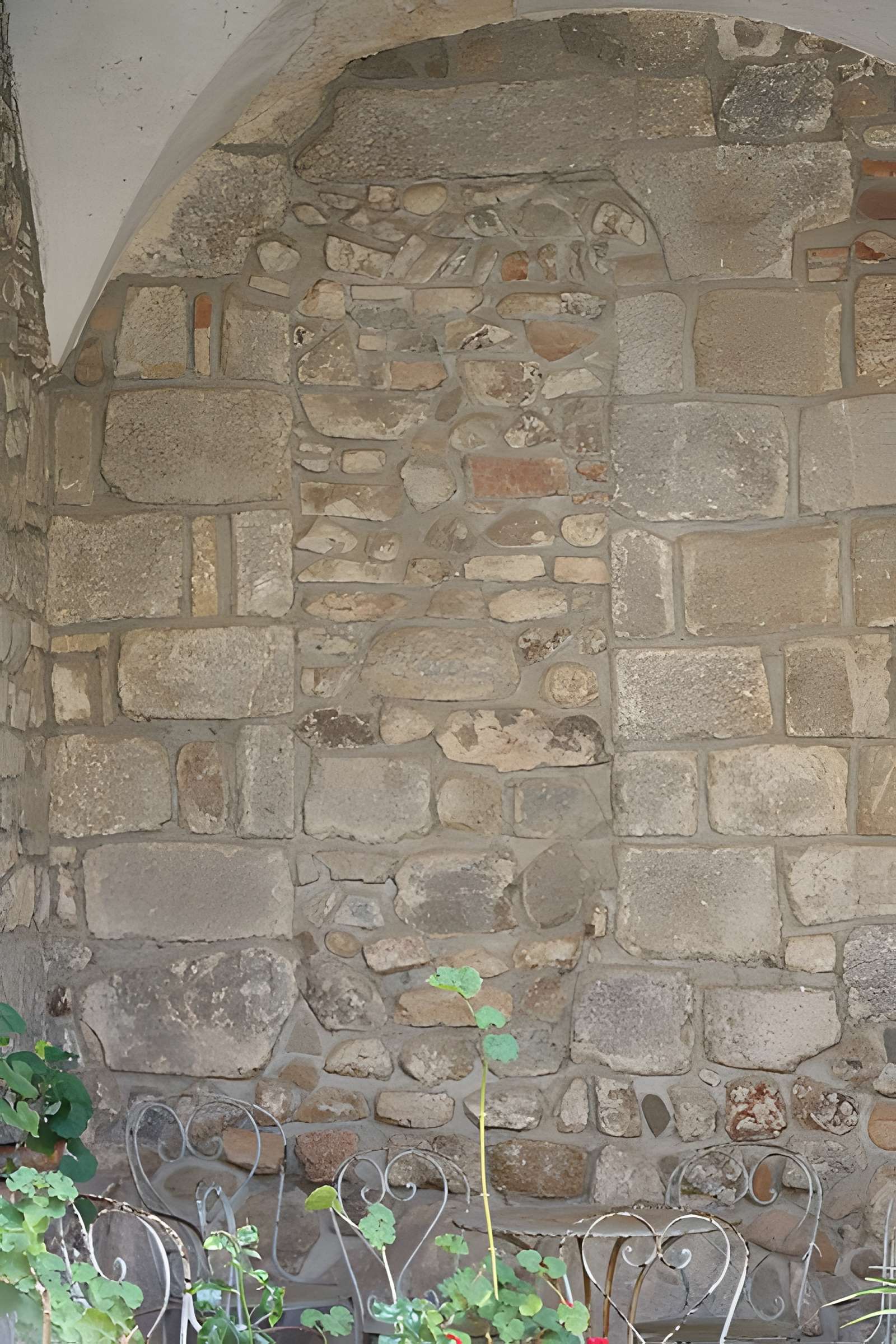 Château-prieuré de Pommiers-en-Forez