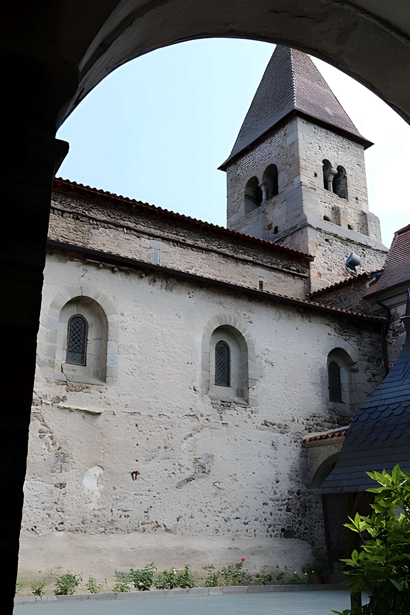 Château-prieuré de Pommiers-en-Forez
