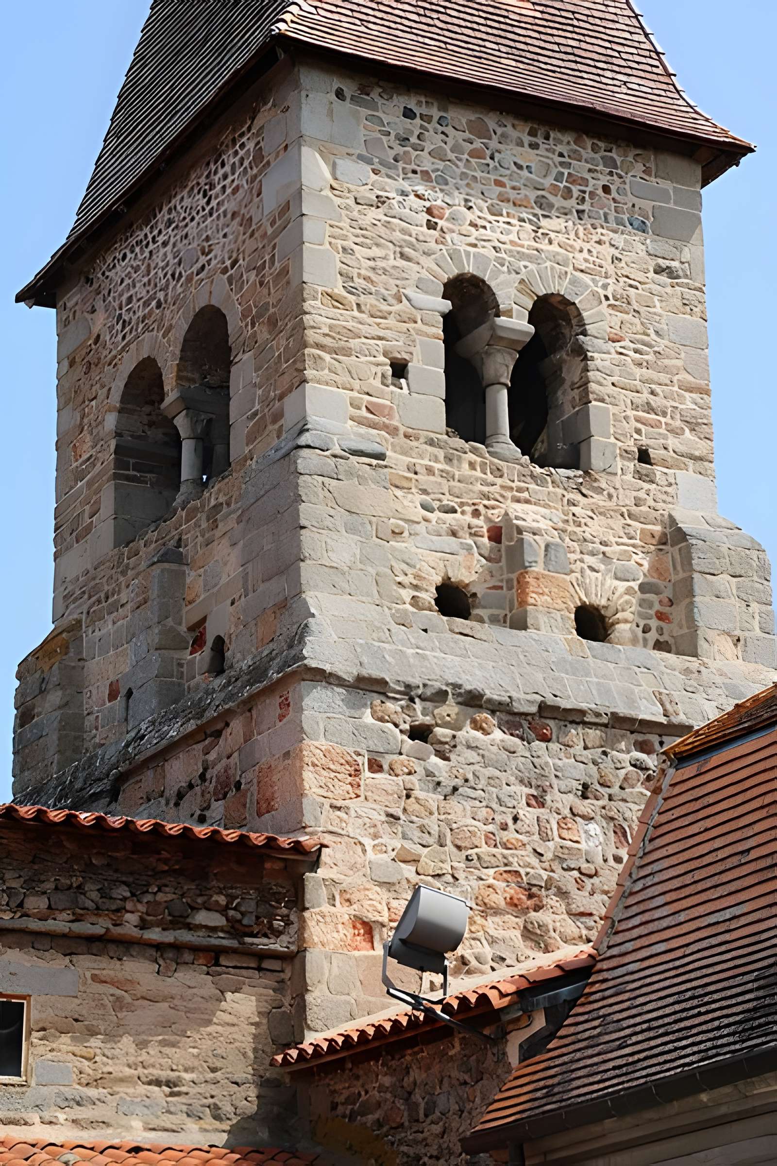 Château-prieuré de Pommiers-en-Forez