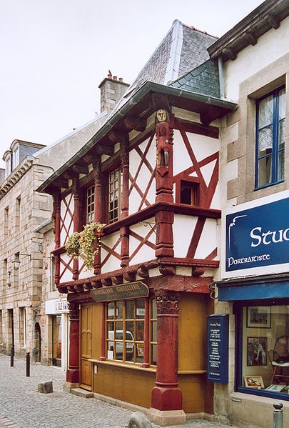 Photo de Maison de bois, Rue de Ploubazlanec à Paimpol