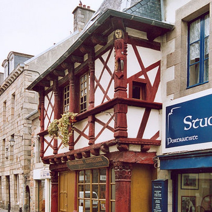 Photo de Maison de bois, Rue de Ploubazlanec à Paimpol
