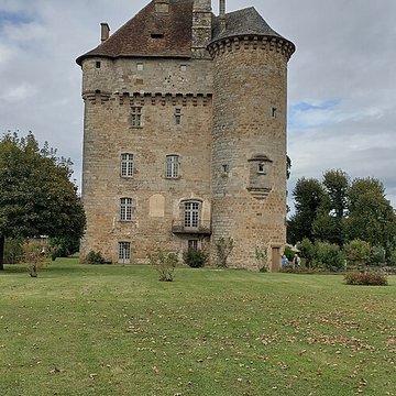 Châteaux de Saint-Hilaire et des Plas