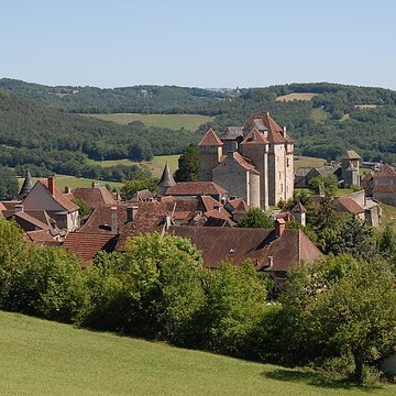 Châteaux de Saint-Hilaire et des Plas