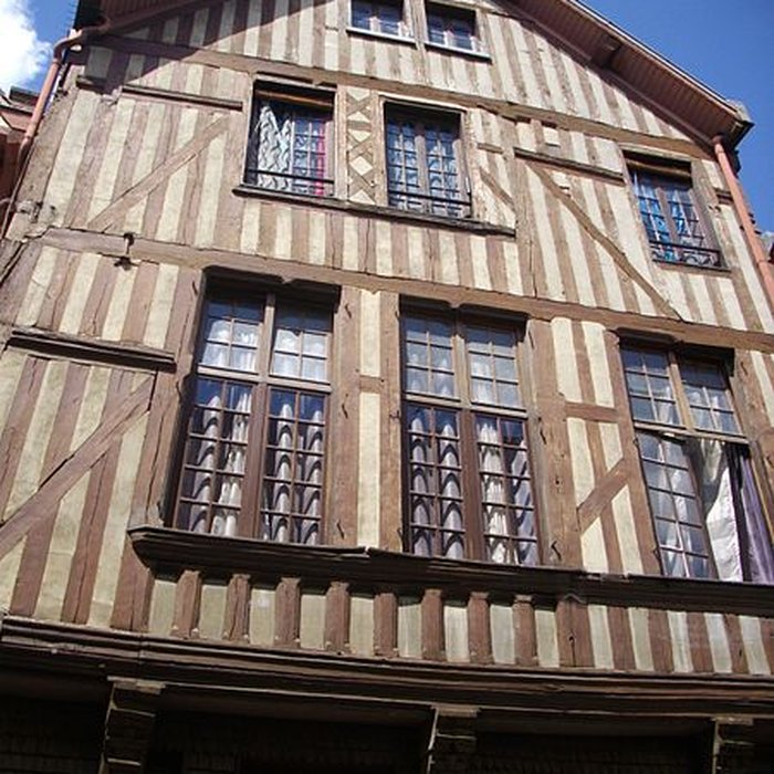 Photo de Maison de lÉlection à Troyes