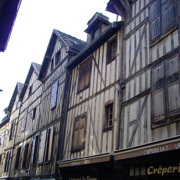 Maison de lOrfèvre à Troyes
