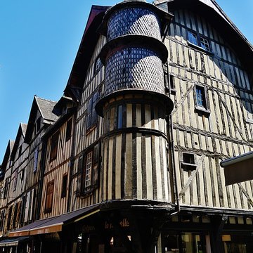 Maison de lOrfèvre à Troyes