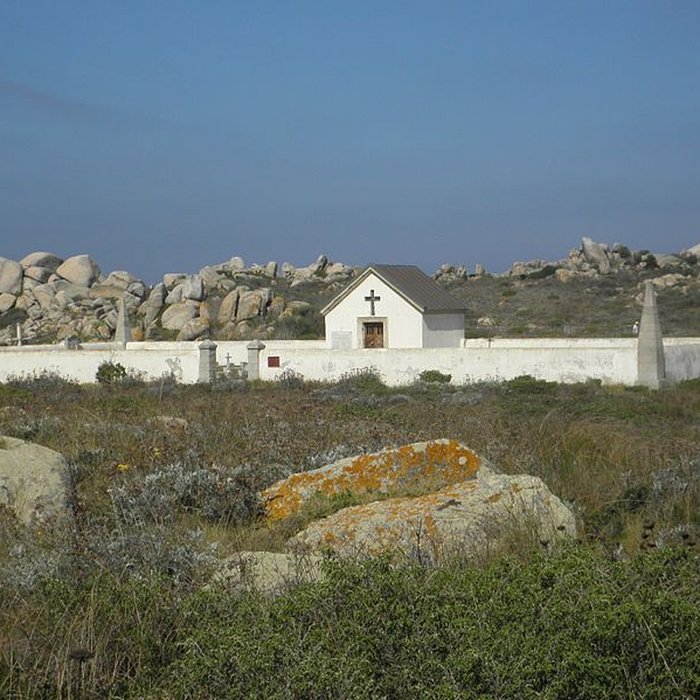 Photo de Cimetières militaires et stèle commémorative