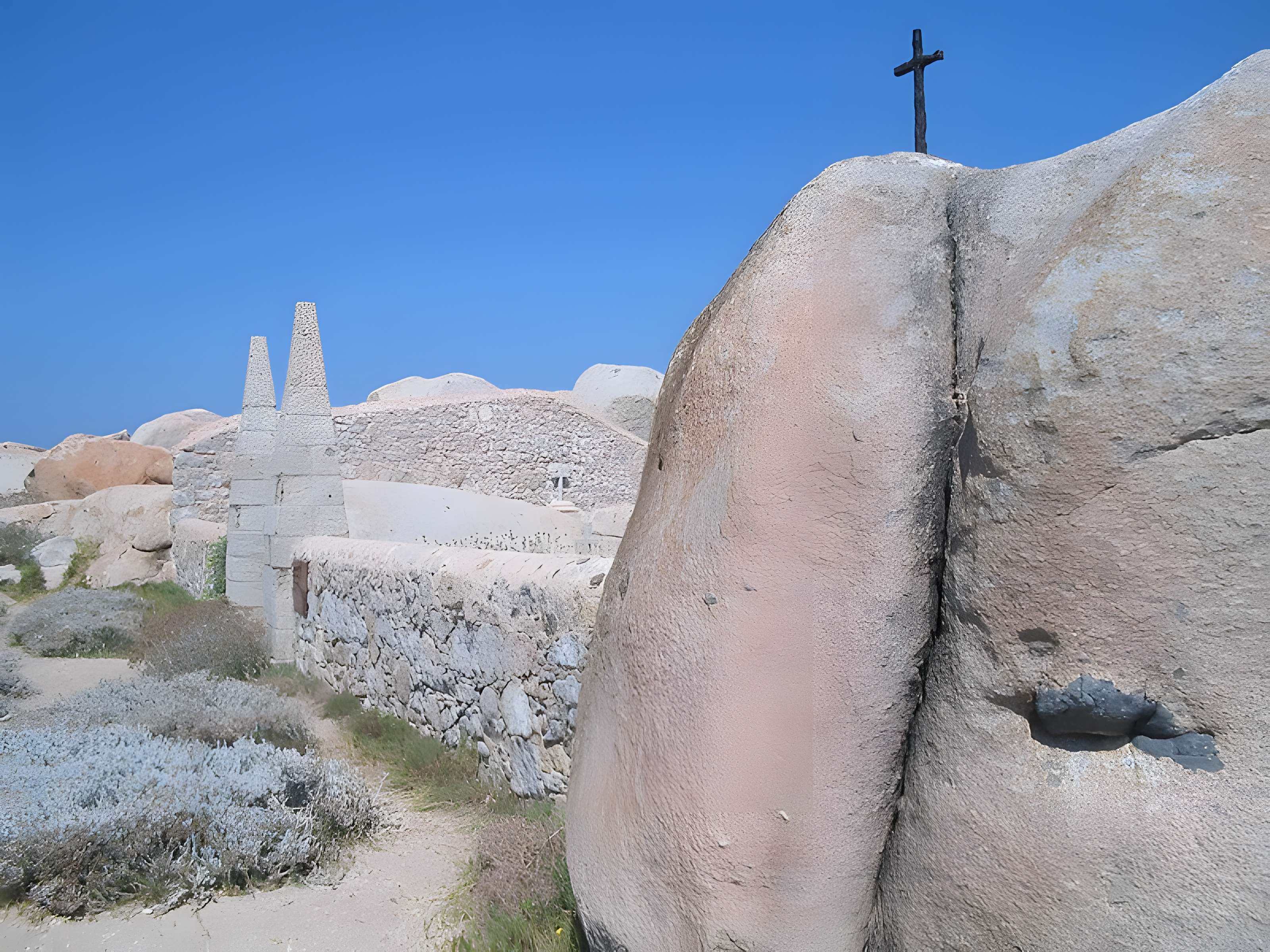 Cimetières militaires et stèle commémorative