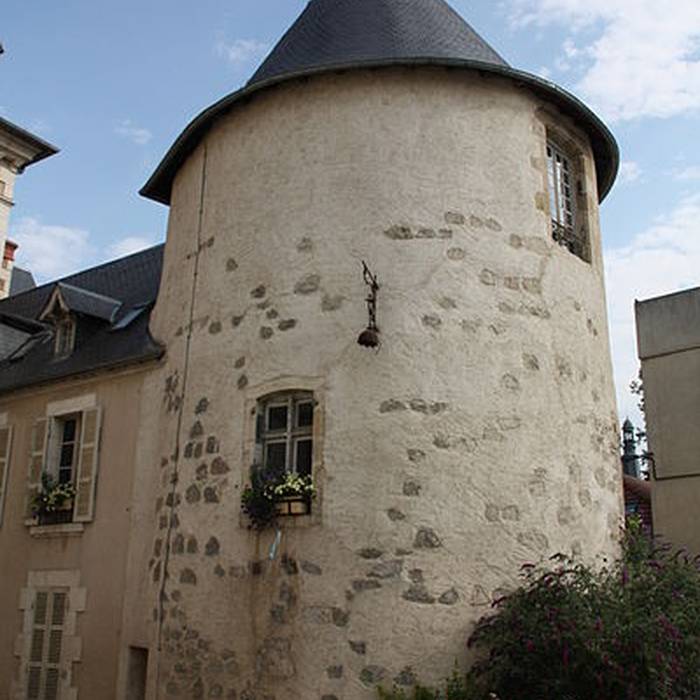 Photo de Maison des Condé à Montluçon