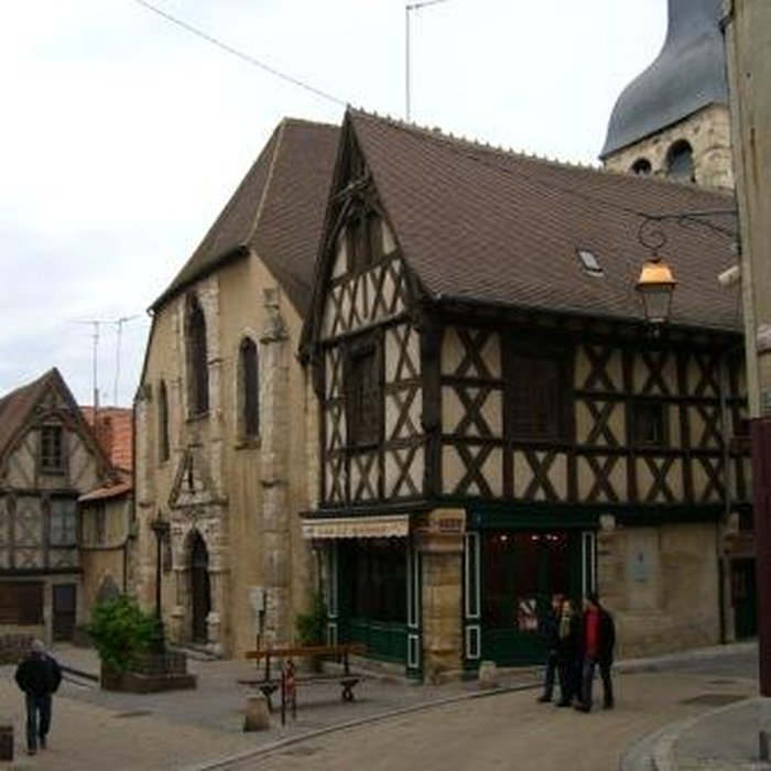 Photo de Maison des douze apôtres de Montluçon
