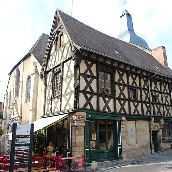 Photo de Maison des douze apôtres de Montluçon