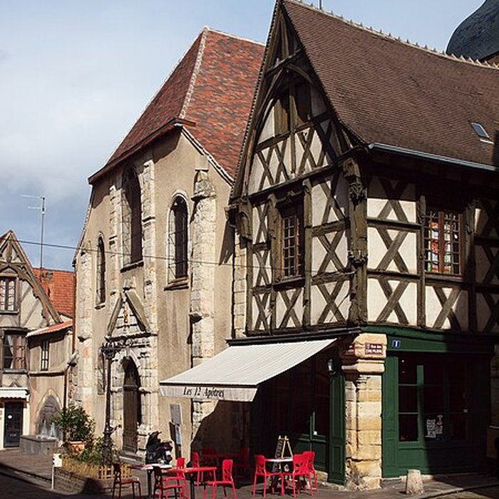 Photo de Maison des douze apôtres de Montluçon