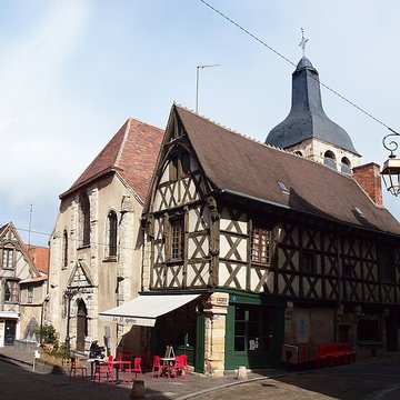 Maison des douze apôtres de Montluçon
