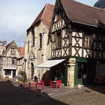 Maison des douze apôtres de Montluçon