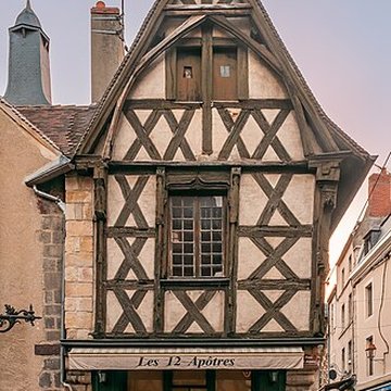 Maison des douze apôtres de Montluçon
