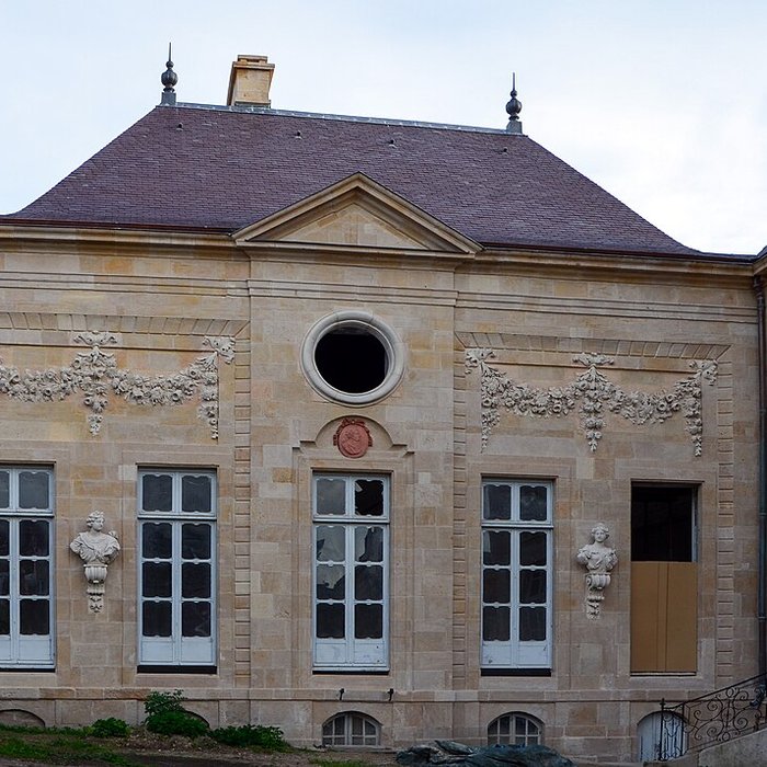 Photo de Hôtel du Breuil-de-Saint-Germain Maison des Lumières à Langres