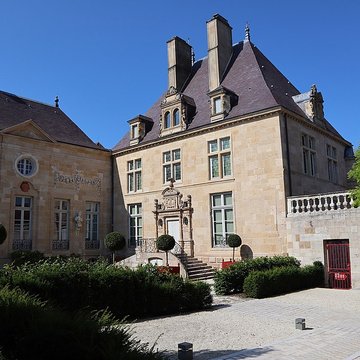 Hôtel du Breuil-de-Saint-Germain Maison des Lumières à Langres