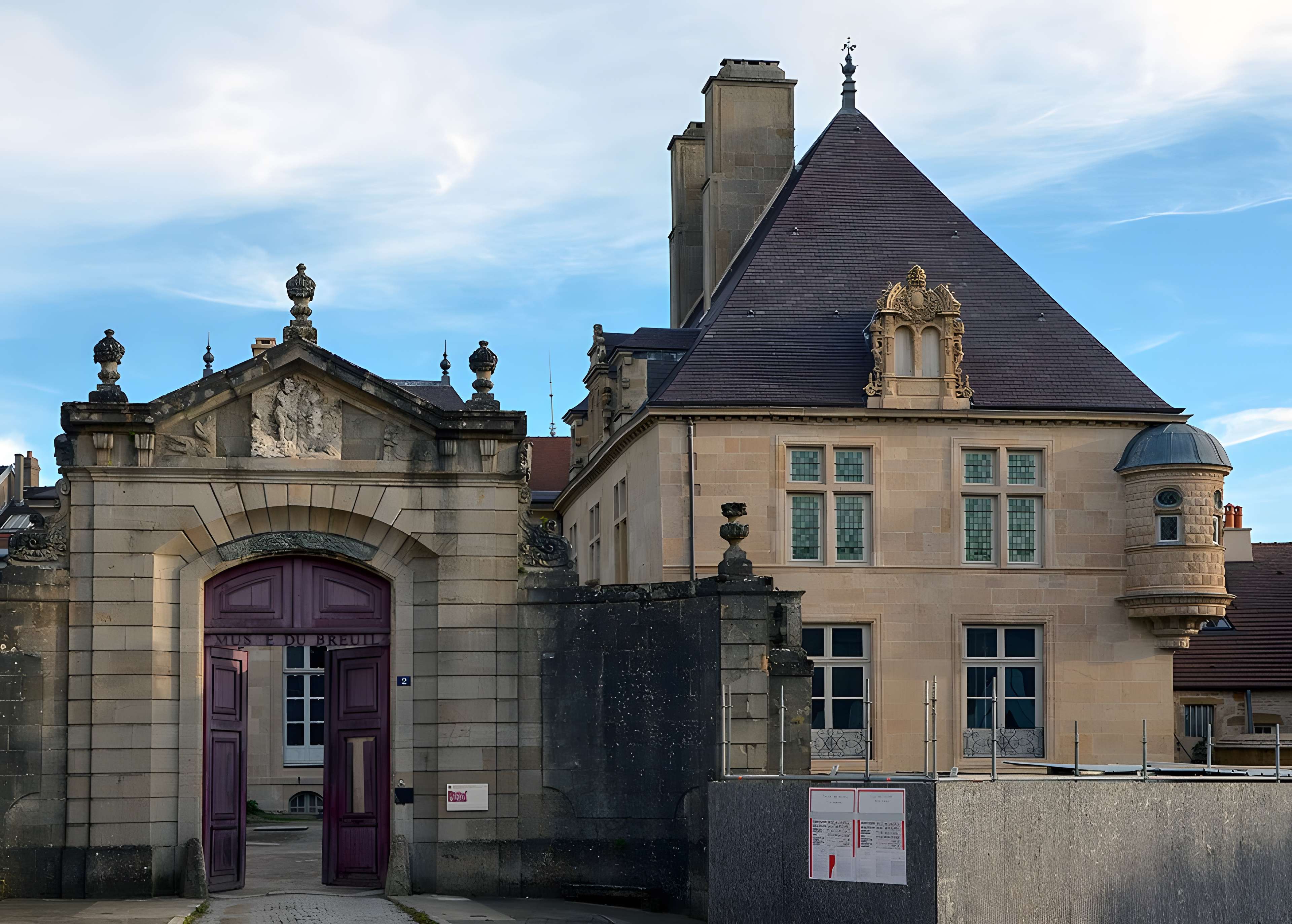 Hôtel du Breuil-de-Saint-Germain (Maison des Lumières) à Langres