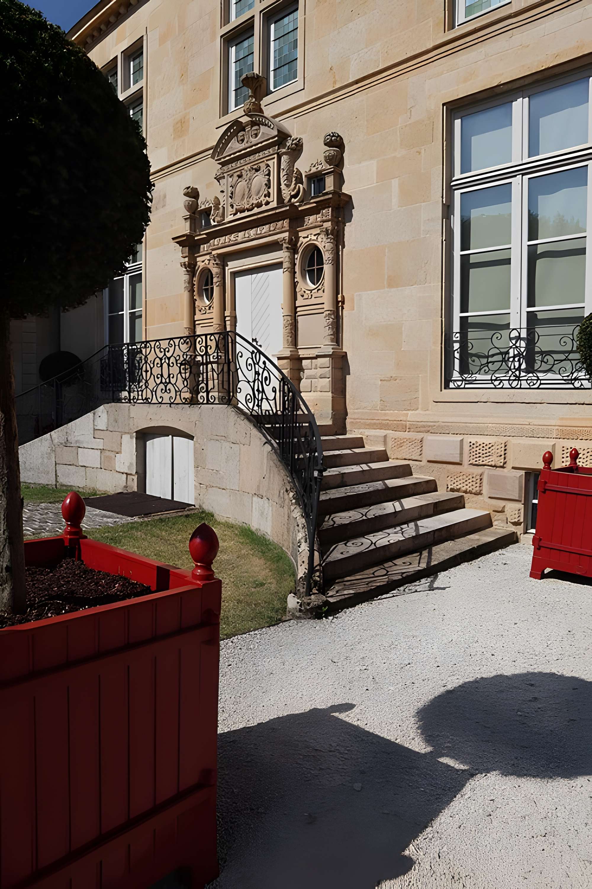 Hôtel du Breuil-de-Saint-Germain (Maison des Lumières) à Langres
